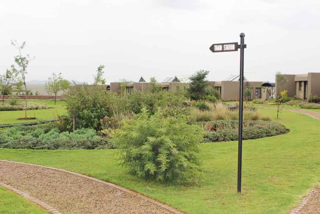 Thanda Tau Roadside Exterior foto