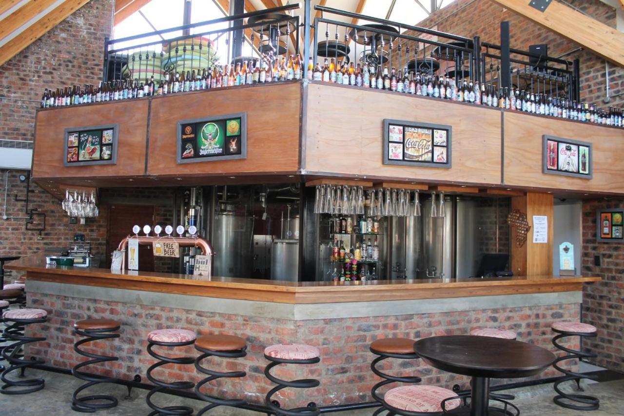 Thanda Tau Roadside Exterior foto